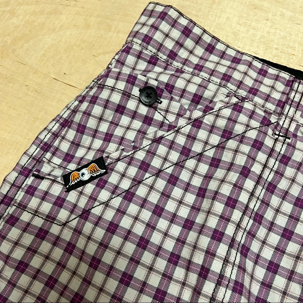 Von Dutch Rare Reversible Cargo Shorts Black / Purple